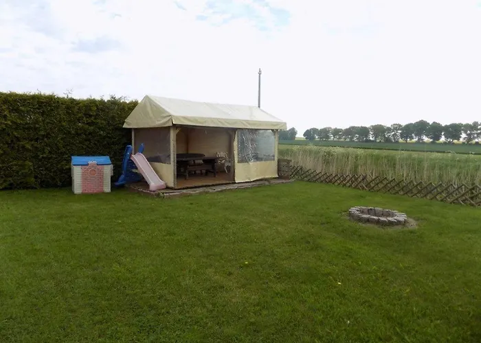 Juvenka Pensión Dziwnówek