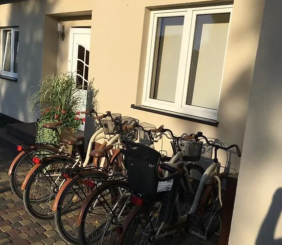 Juvenka Pensión Dziwnówek