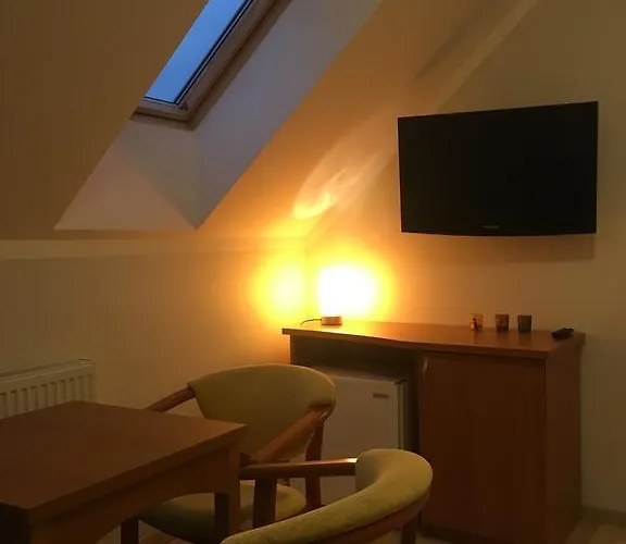 Juvenka Pensión Dziwnówek